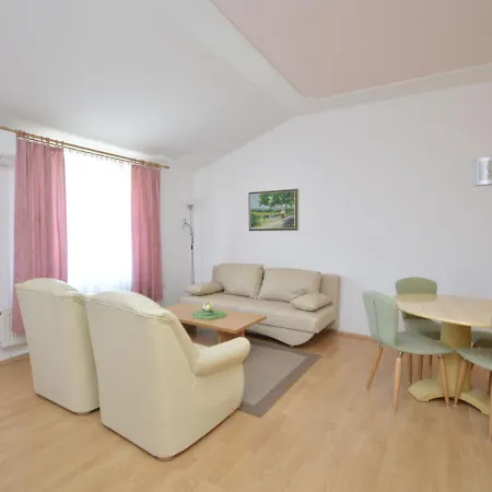 Zwei Rosen - Pul553 By Interhome Apartment *