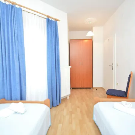Zwei Rosen - Pul553 By Interhome Apartment